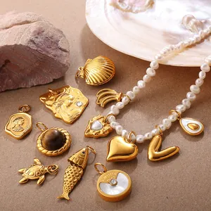 Pendentifs Vintage en Acier Inoxydable Plaque Or pour Fabrication de Bijoux DIY Banane Avocat Coeur Piece Portrait Accessoire