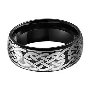 Bague pour homme en tungstène noir et argent avec motifs de nœuds celtiques gravés