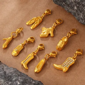 Lot de 8 breloques chaussures dorées avec cristaux et fermoirs pour création de bijoux