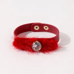 Chique rode pluche PU-lederen armband met groot fonkelend kristal voor dames