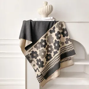Winter floral scarf with houndstooth pattern and tassels in grey and beige