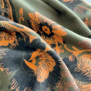 Vintage Boho Umhang Schal aus Kaschmirimitat in Dunkelgrün mit orangem Blumenmuster