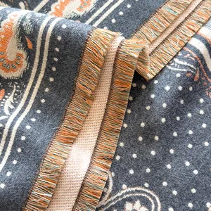 Ethno-Schal mit Paisley-Muster, Quasten und böhmischem Design aus weichem Kaschmir-Imitat