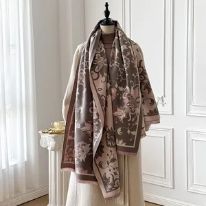Women Ethnic Floral Jacquard Scarf Winter Warm Tassel Shawl Retro Bohemian Pashmina Wrap Soft Breathable Polyester Scarf