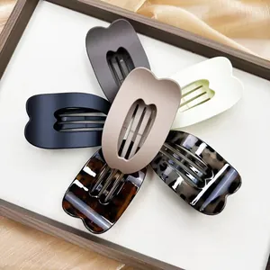 5-piece minimalist heart-shaped hair claw clips set in matte and tortoiseshell finishes