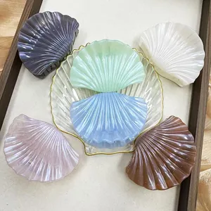 Shell-shaped glitter jelly claw clips in six colors for elegant beach vacation hair styling