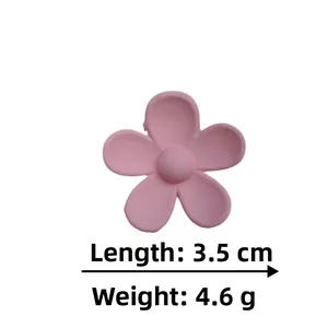 Pink macaron flower hair claw clip measurements showing 3.5cm length and 4.6g weight