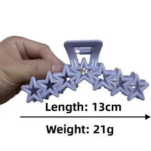 Detail of a large 13cm purple star claw clip showing dimensions and weight 21g