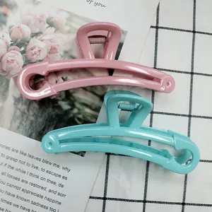 Hollow pin style large hair claw clips in candy colors pink and blue for women