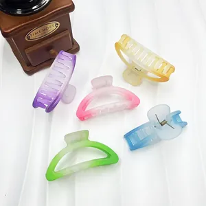 5-piece set of gradient candy-colored frosted matte half-round hair claws on a white background