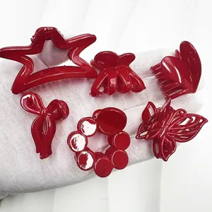 Lot de six mini pinces à cheveux rouges en forme d'étoile de cœur et papillon