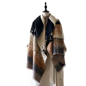 Winter faux cashmere scarf with stylish abstract print and fringe detail for women