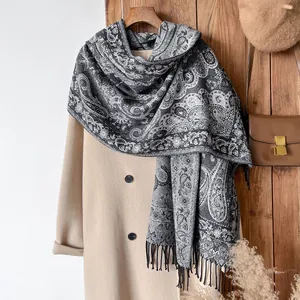 Women Retro Ethnic Paisley Scarf Shawl With Tassels Soft Warm Polyester Jacquard Winter Wrap Shawl Scarf Bohemian Scarf