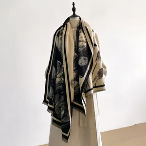 Elegant Tulip Scarf Women Thick Imitation Cashmere Shawl Retro Floral Print Winter Warm Wrap With Tassels For Daily Travel
