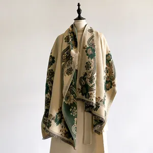 Retro paisley cashmere-feel scarf with vintage floral patterns and fringe details