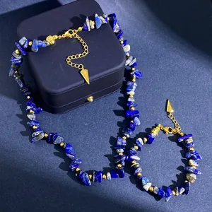 Natuurlijke lapis lazuli ketting en armband set met onregelmatige kralen en goud