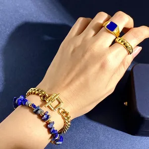 Set bracciale in lapislazzuli con catena dorata e anello con zaffiro in stile bohémien