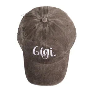 Breathable washed cotton baseball cap with Gigi embroidery and vintage distressed finish