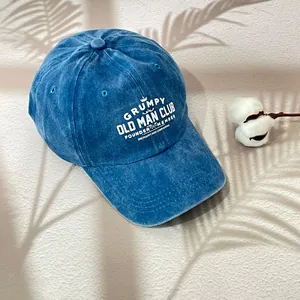 Gewassen donkerblauwe baseballpet met Grumpy Old Man Club print en palmboom schaduwen
