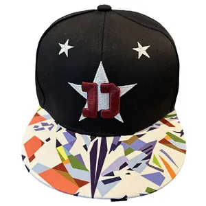 Casquette snapback hip hop avec couronne noire, broderie d'étoile et visière colorée