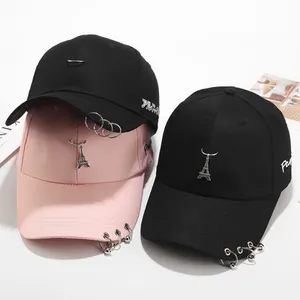 Hip-Hop Baseballkappe für Kinder mit Metallringen und Eiffelturm-Anhänger in Schwarz Rosa