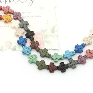 Perles colorées en pierre de lave volcanique en forme de croix pour bijoux DIY