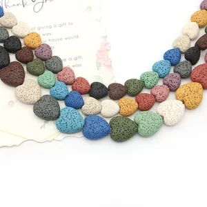 Perline colorate in pietra lavica a forma di cuore per la creazione di gioielli DIY