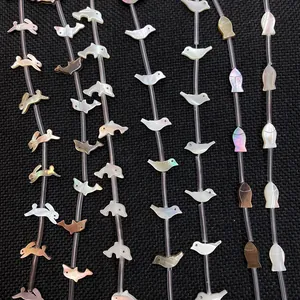 Natürliche Muschelperlen in Tierformen wie Kaninchen und Delfine für DIY-Schmuck