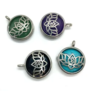 Pendentifs ronds en pierre naturelle avec lotus Om argenté en quatre couleurs