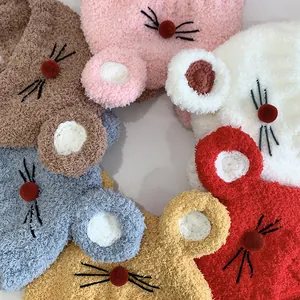 Différentes couleurs de bonnets animaux en peluche en polaire corail pour enfants