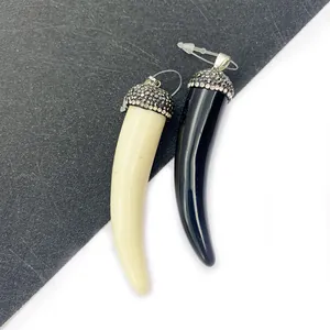Vintage Resin Bone Horn Pendant With Rhinestone Inlaid Metal Cap Fang Shape Charm For DIY Jewelry Making Necklace Accessories