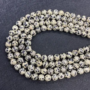 Nahaufnahme von Dalmatiner-Jaspis-Rundperlen für DIY-Schmuck und Armbänder-Zubehör