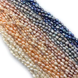 Sartas de perlas naturales de agua dulce en blanco, naranja, púrpura, gris y azul pavo