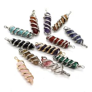Pendentifs hexagonaux en pierre naturelle avec fil métallique en spirale variés