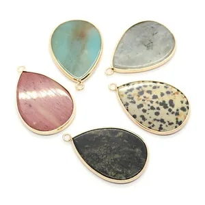 Lot de cinq pendentifs en pierre naturelle en forme de goutte pour la création de bijoux