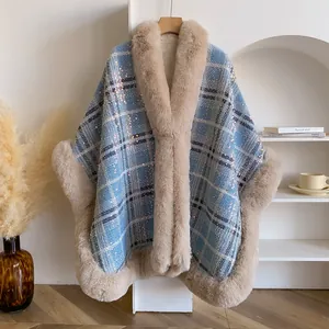 Châle Cape Écossais pour Femme Avec Garniture en Fausse Fourrure Cape à Capuche Chaude Paillettes Franges Hiver