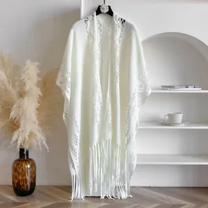 Châle en Tricot Ajouré Vintage pour Femmes Avec Glands Couleur Unie Cape Poncho Ample pour Voyage Plage Mode Décontractée