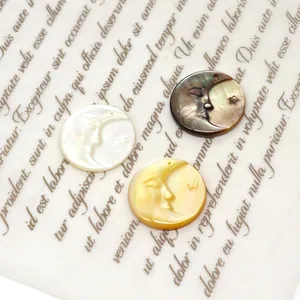 Natural round shell pendants with moon face and star engraving for DIY jewelry making