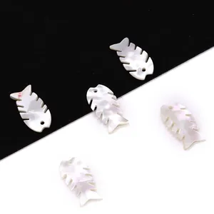 Natürliche Weiße Perlmutt Muschel Fischgrätenform Geschnitzte Lose Perlen Für DIY Schmuckherstellung Charms Anhänger Zubehör