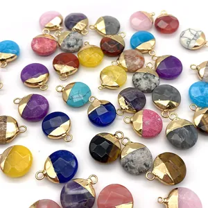 Pendentifs en pierre naturelle facettée avec calottes et anneaux dorés pour bijoux