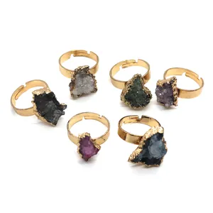 6er-Set bunte Druzy-Kristallringe mit verstellbaren goldenen Metallringen für Damen
