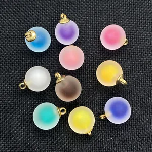 Set di dieci ciondoli a sfera in acrilico opaco da 16mm in vari colori con ganci dorati per DIY