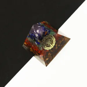 Orgon Energie Pyramide Anhänger Natur Amethyst Heilsteine Harzguss Mit Lebensbaum Symbol Für DIY Schmuck