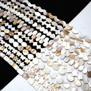 Perles en Coquillage Naturel d'Eau Douce Forme Irrégulière de Cœur Étoile Papillon Lune Nacre Perles en Vrac pour la Fabrication de Bijoux DIY Collier Bracelet Accessoire