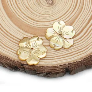 Perlmutt-Perlen in Blumenform mit Mittelloch für DIY-Schmuckherstellung aus Muscheln