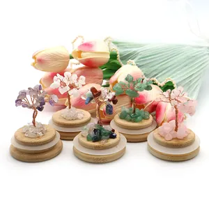 Set de cinco árboles de cristal natural con alambre de cobre y bases redondas de bambú