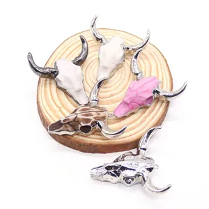Fünf Arten von Vintage Acryl Bullenkopf Anhängern für DIY Halsketten Schmuck
