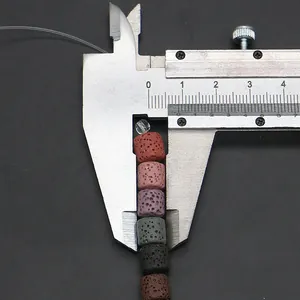 Medición de cuentas de piedra de lava natural de 8mm para creación de joyas DIY
