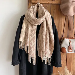 Retro geometric wave pattern thick cashmere-like scarf with long fringe for winter