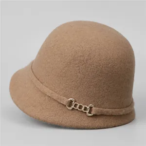 French Retro Wool Blend Equestrian Hat For Women Autumn Winter Fashion Solid Color Cloche Hat With Metal Chain Decoration